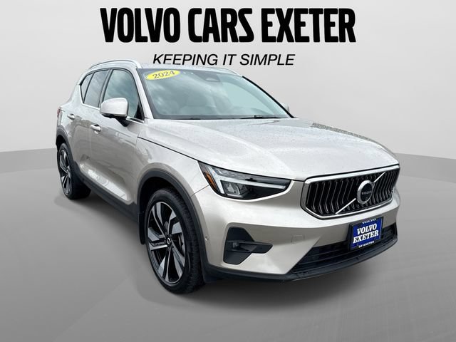 Certified 2024 Volvo XC40 B5 Plus w/ Climate Package AWD/4WD image 1