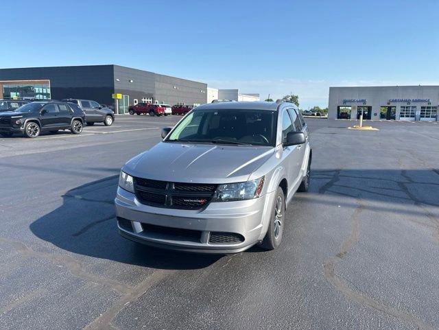 Used 2018 Dodge Journey SE w/ Blacktop Package FWD image 5