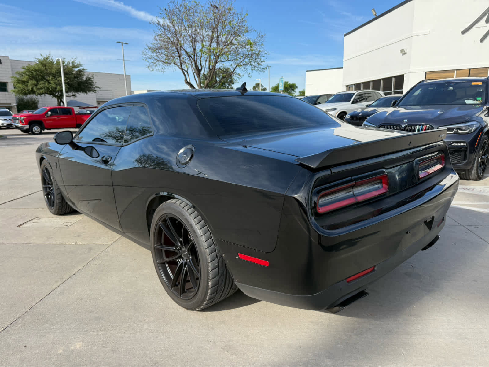 Used 2016 Dodge Challenger SRT Hellcat image 2