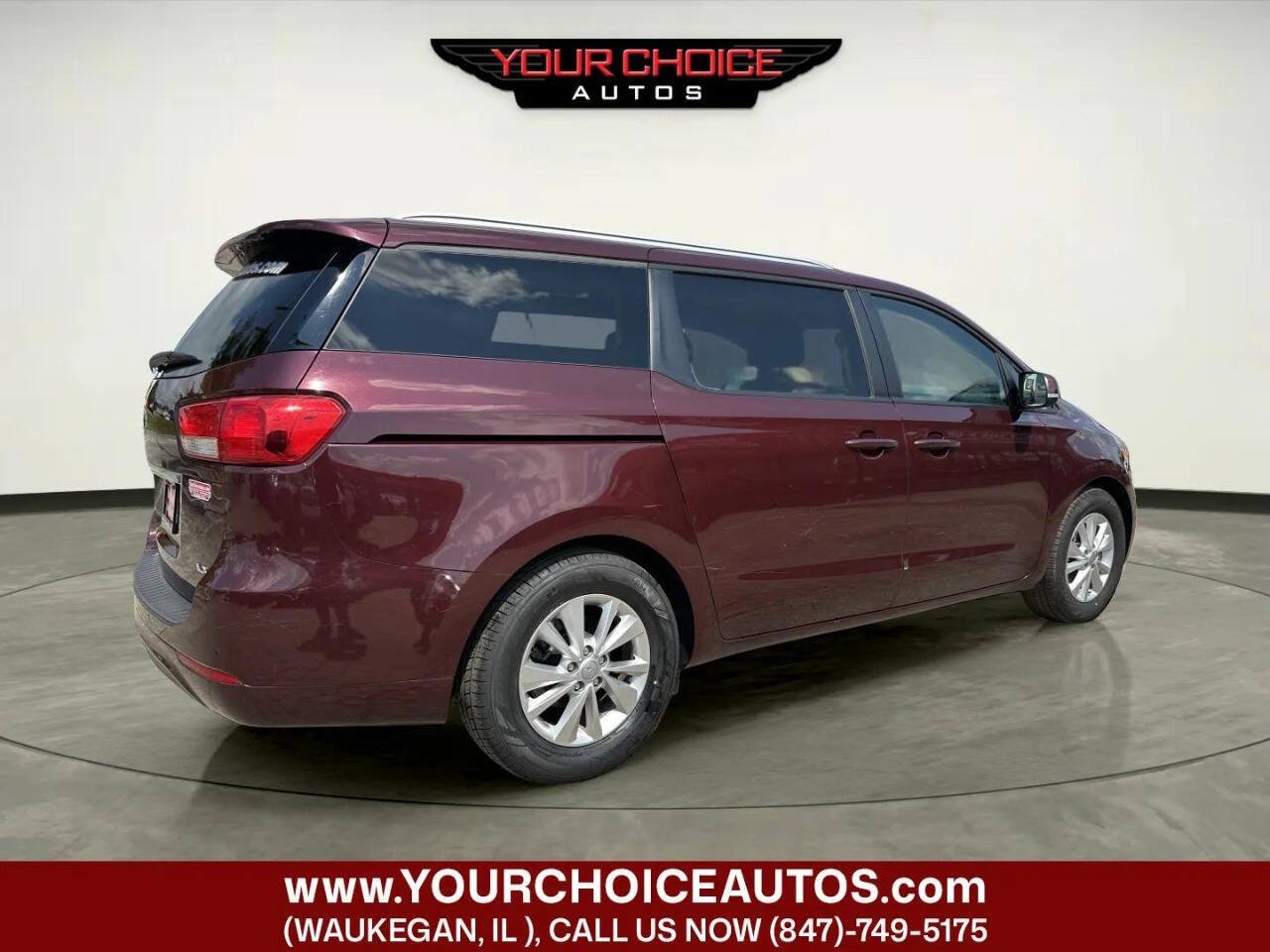 Used 2017 Kia Sedona LX w/ LX Essentials Premium Package FWD image 5