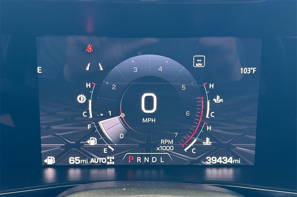 Used 2023 GMC Canyon AT4 w/ AT4 Premium Package image 27