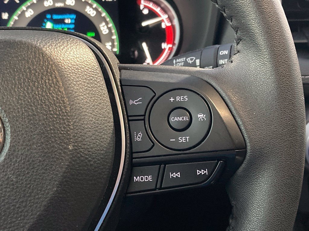 Certified 2025 Toyota RAV4 XLE Premium FWD image 18