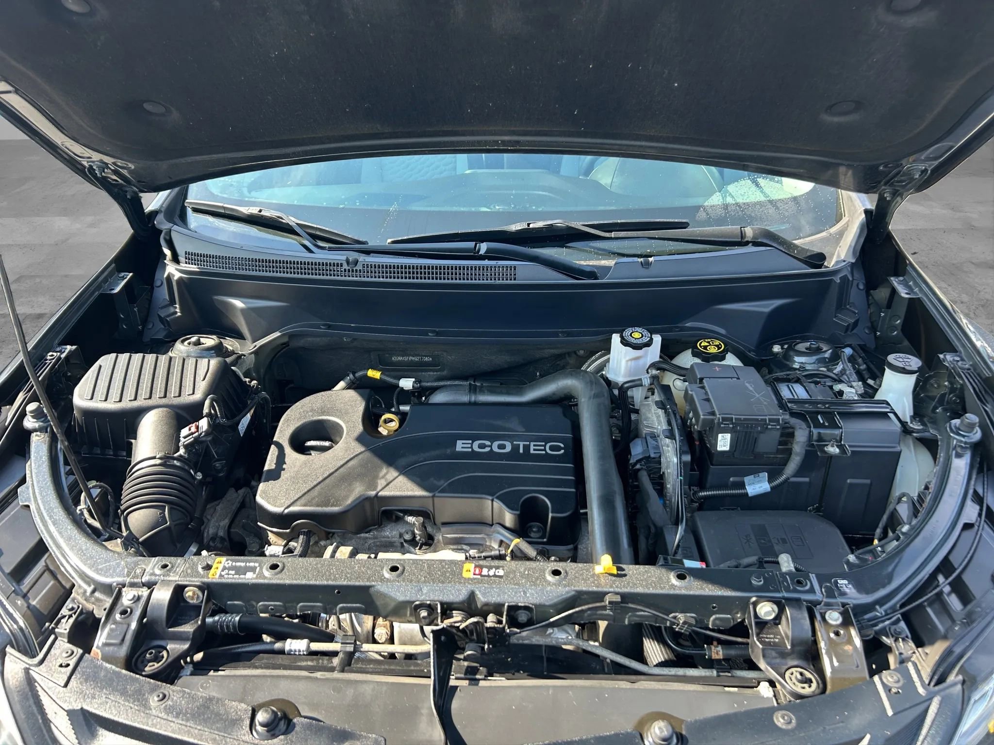 Used 2019 Chevrolet Equinox LS w/ LS Convenience Package image 27