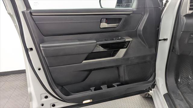 Used 2023 Toyota Tundra Limited w/ Power Package AWD/4WD image 13