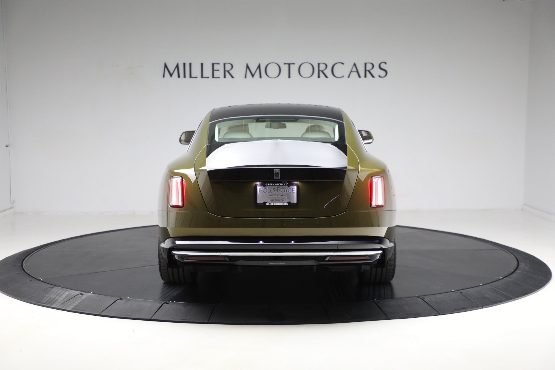 Certified 2025 Rolls-Royce Spectre w/ Spectre Launch Package AWD/4WD image 8