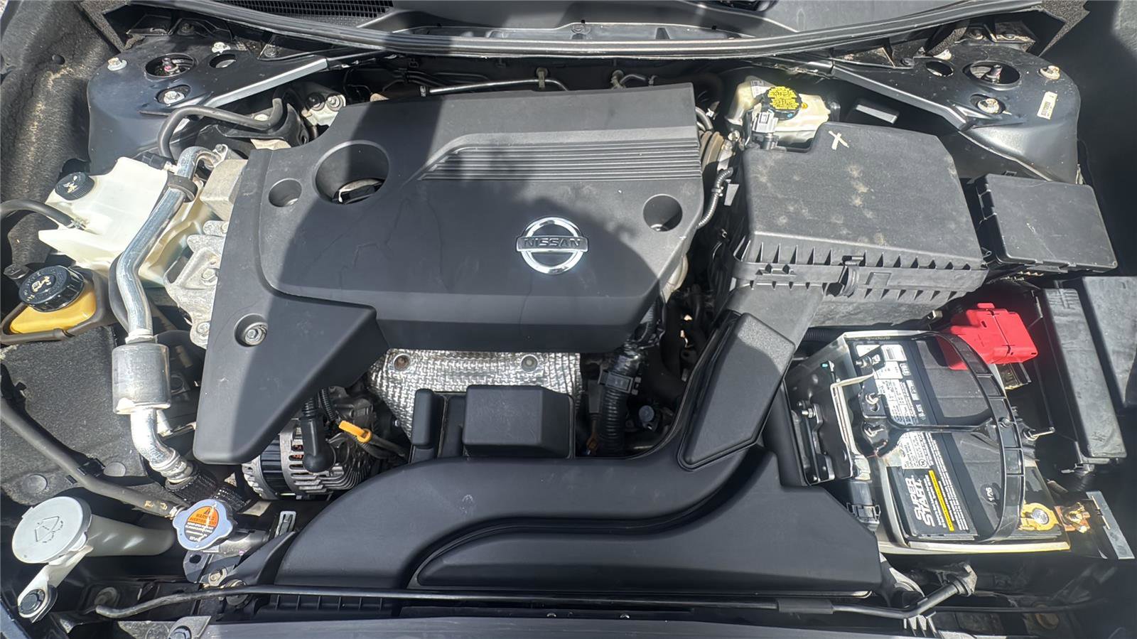 Used 2015 Nissan Altima 2.5 SL w/ Technology Package FWD image 9