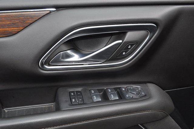 Used 2024 Chevrolet Suburban High Country w/ Advanced Technology Package image 13