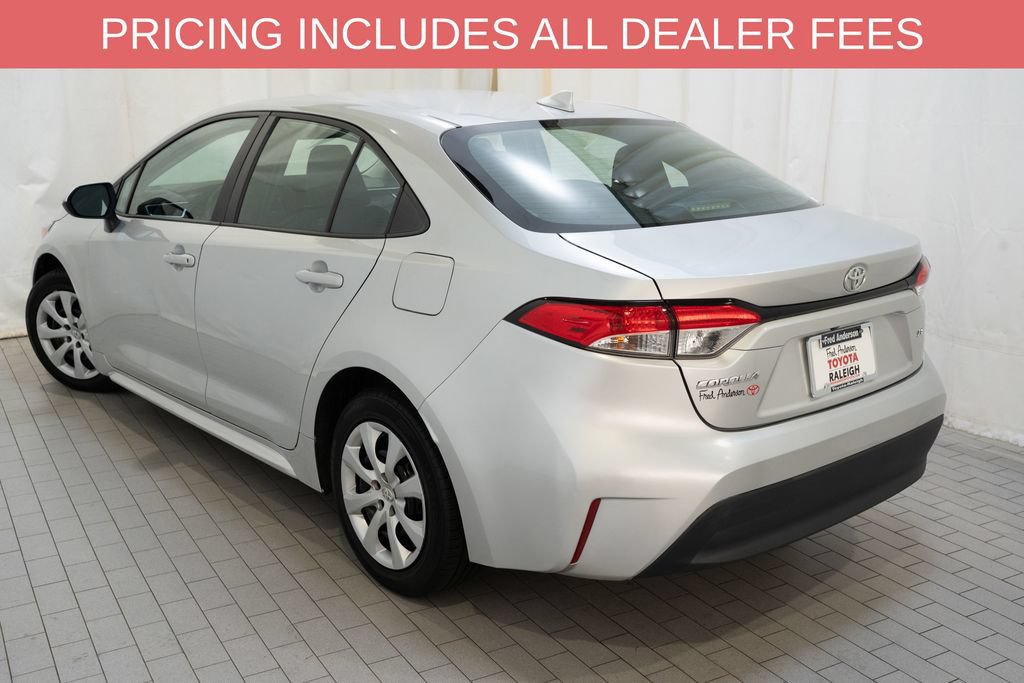 Certified 2023 Toyota Corolla LE FWD image 3