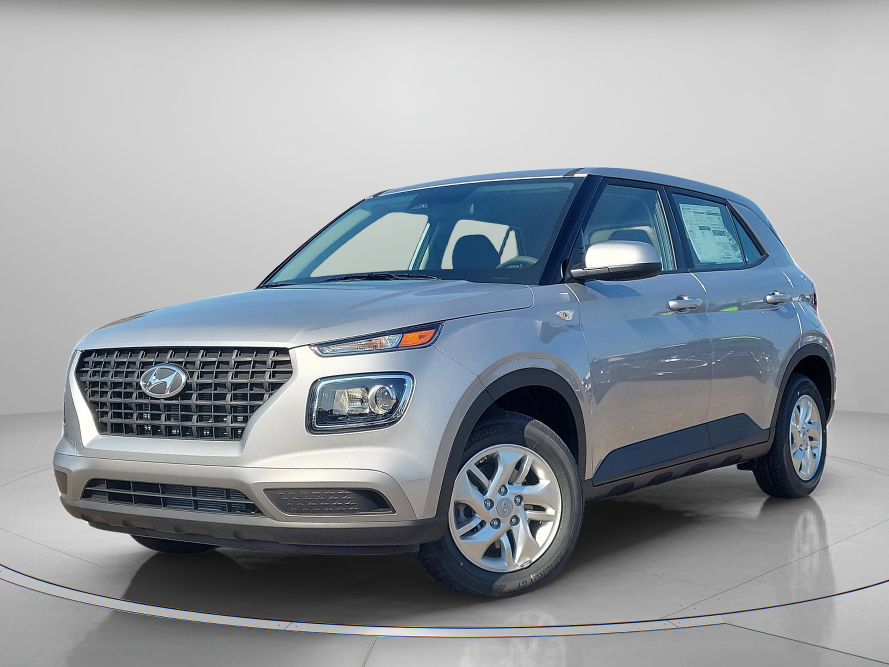 New 2026 Hyundai Venue SE image 2