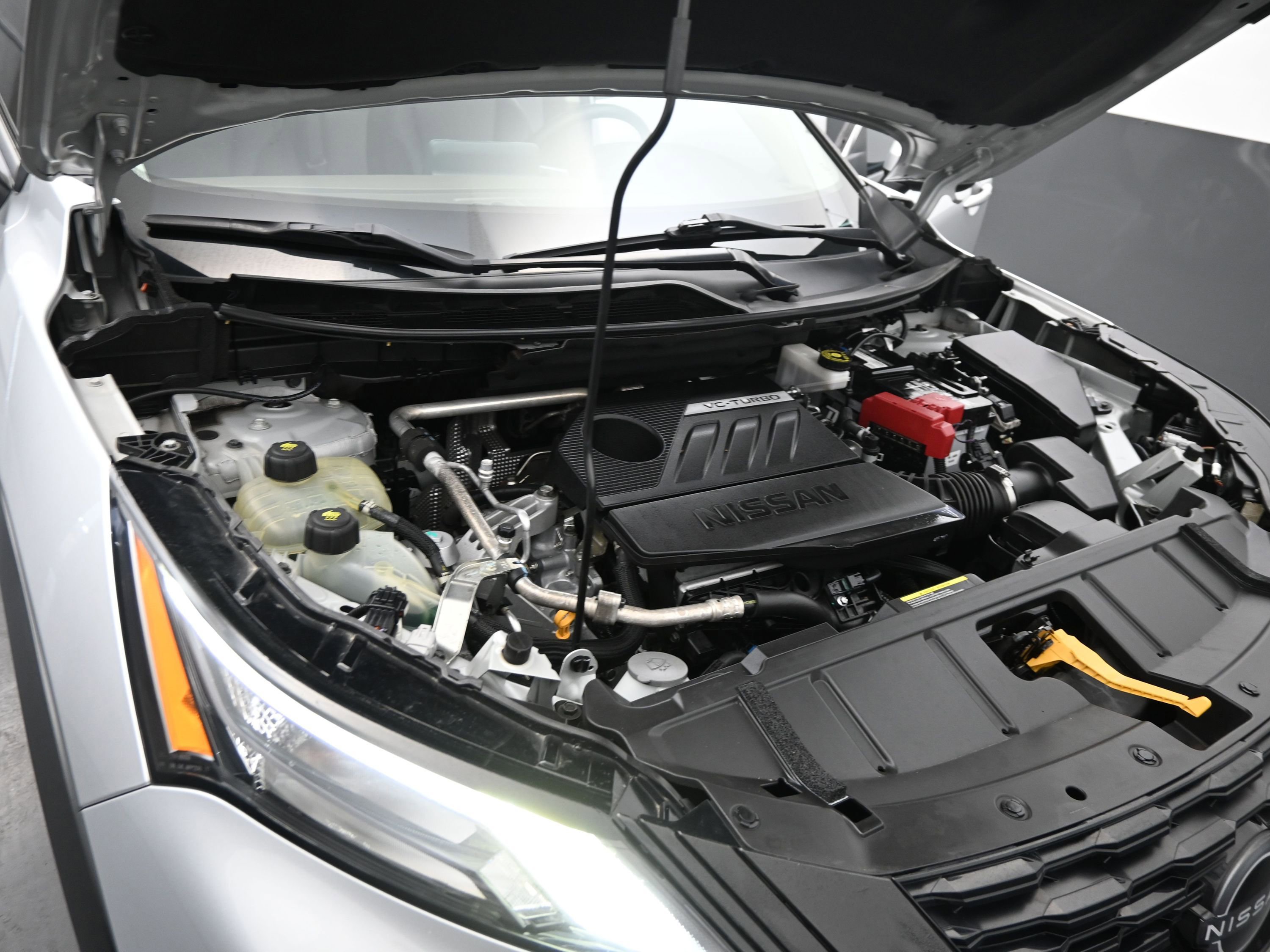 Used 2022 Nissan Rogue SV image 21