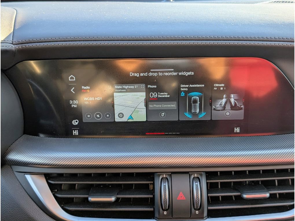 Used 2022 Alfa Romeo Stelvio Veloce image 22