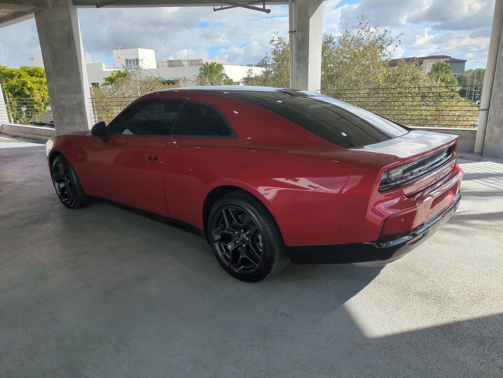 Used 2024 Dodge Charger R/T w/ Plus Group image 7