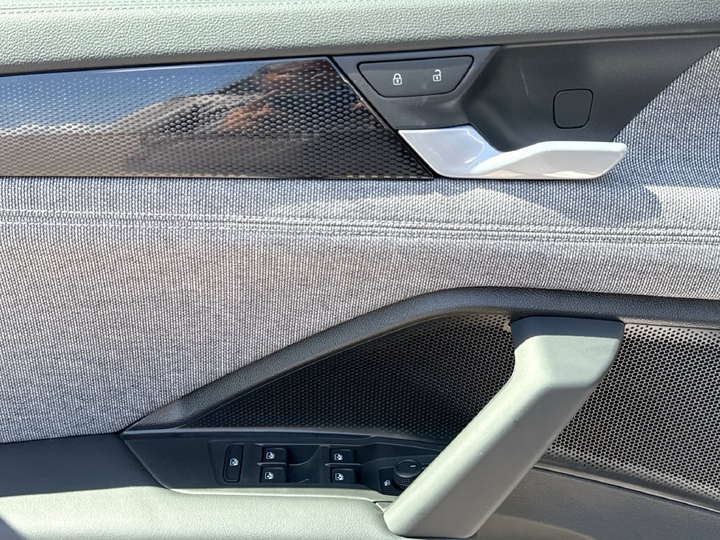 New 2026 Volkswagen Tiguan S AWD/4WD image 15