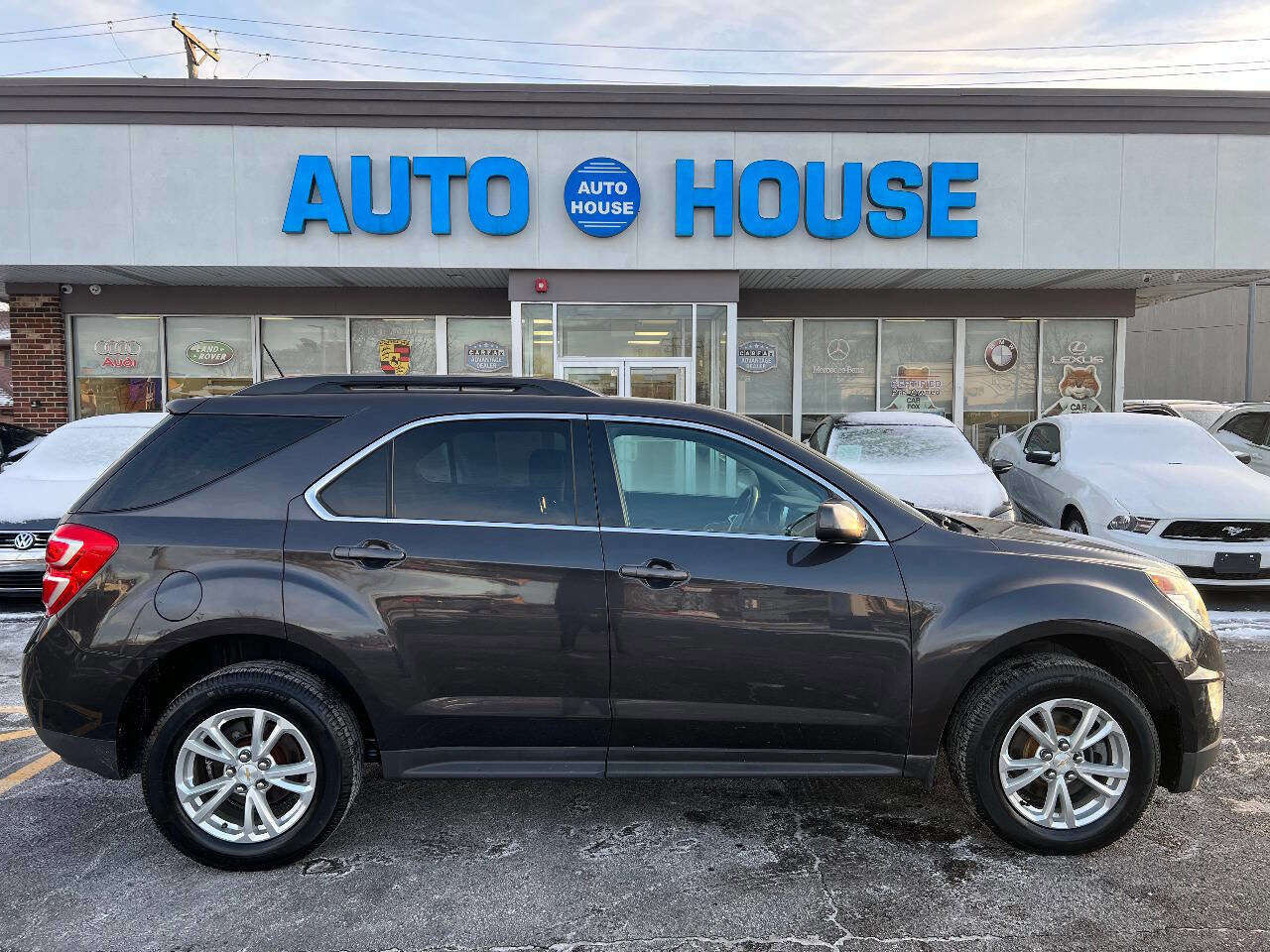 Used 2016 Chevrolet Equinox LT image 9