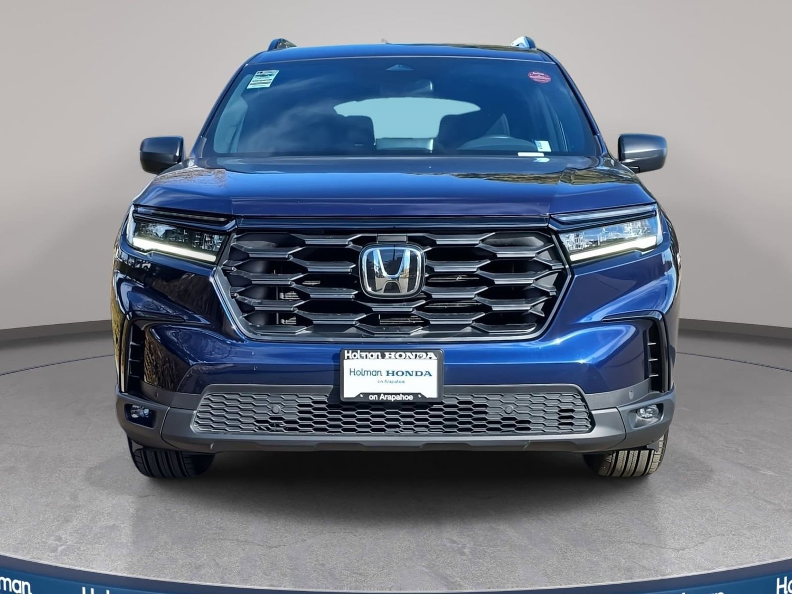 Certified 2025 Honda Pilot Sport image 3