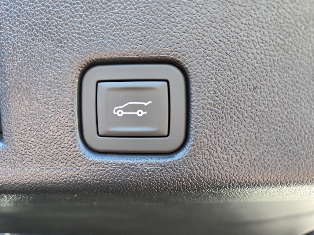 New 2026 Chevrolet Traverse LT image 32