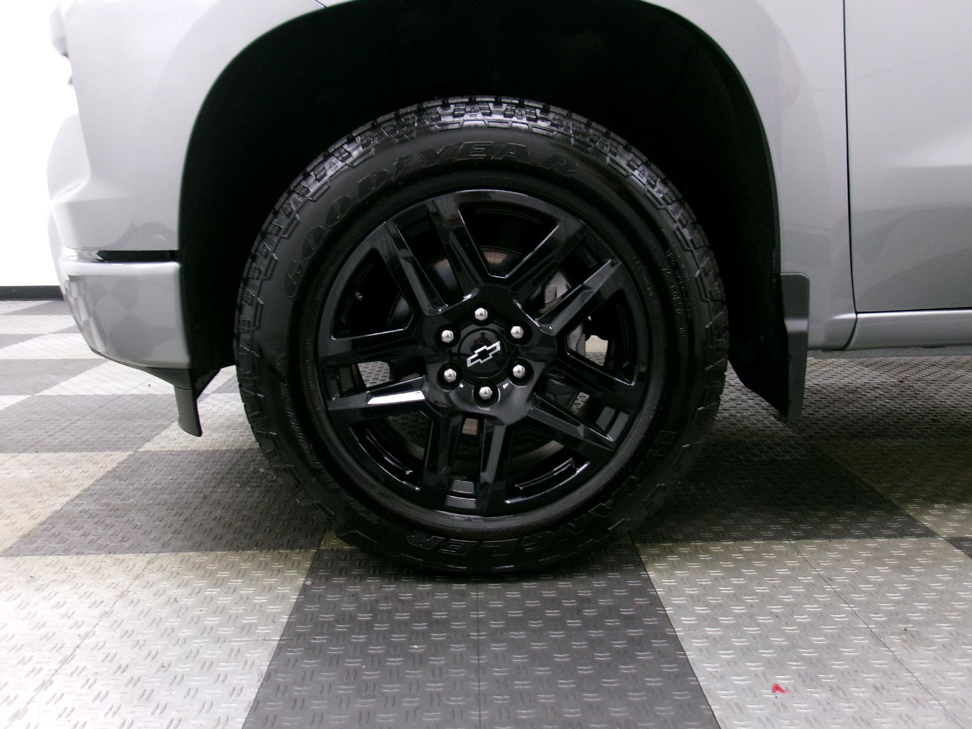 Used 2025 Chevrolet Silverado 1500 RST w/ All Star Edition Plus AWD/4WD image 17