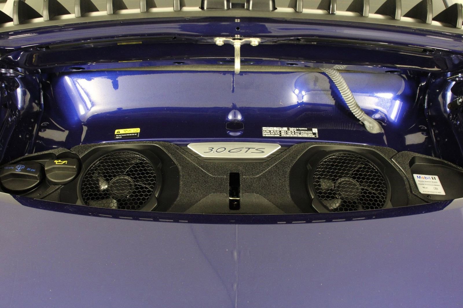 Certified 2022 Porsche 911 Carrera GTS image 25