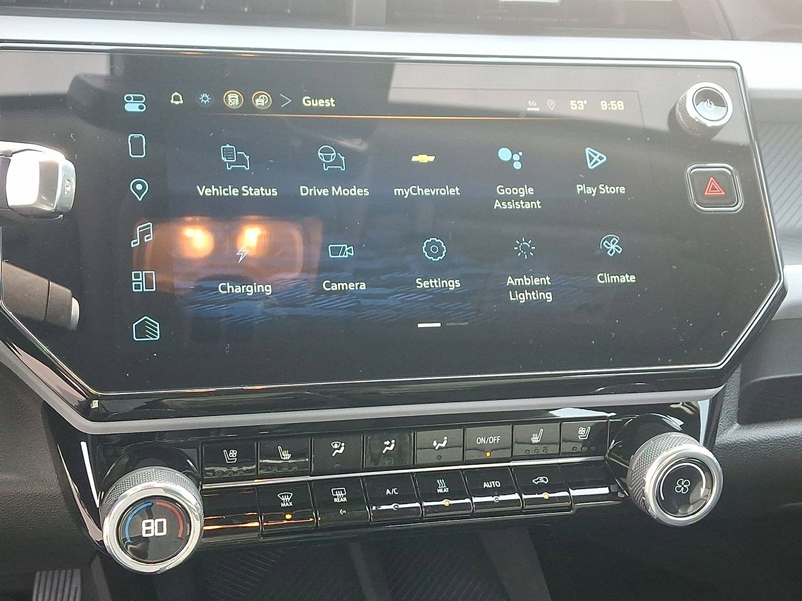 New 2027 Chevrolet Bolt RS w/ Technology Package image 16