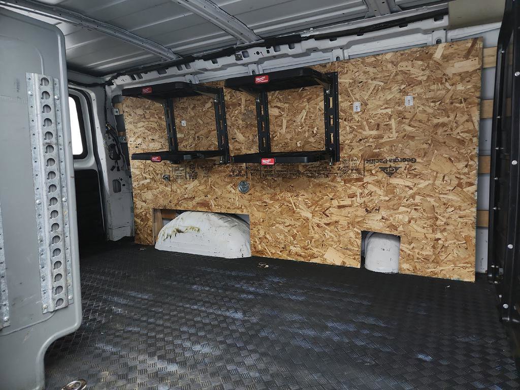 Used 2020 GMC Savana 2500 w/ Driver Convenience Package image 22