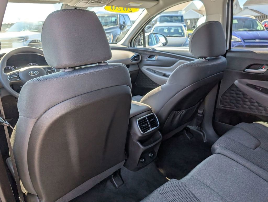 Used 2020 Hyundai Santa Fe SE image 38