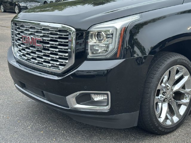 Used 2020 GMC Yukon Denali w/ Denali Ultimate Package AWD/4WD image 8
