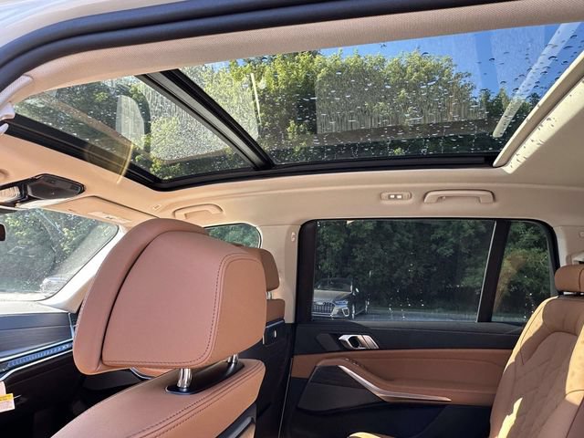 New 2027 BMW X7 xDrive40i AWD/4WD image 11