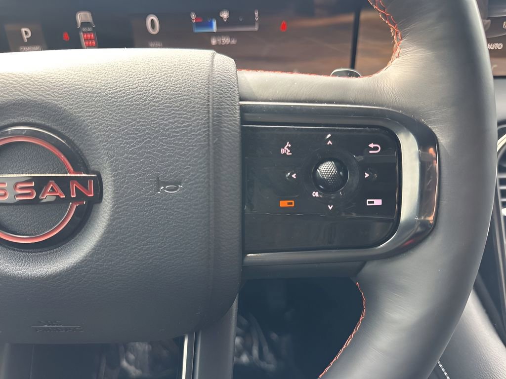 Used 2025 Nissan Armada PRO-4X image 17