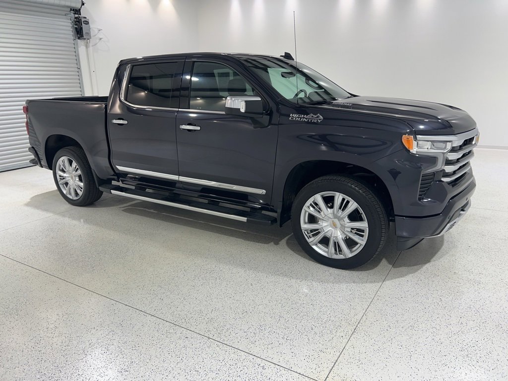 Used 2023 Chevrolet Silverado 1500 High Country w/ High Country Premium Package image 7