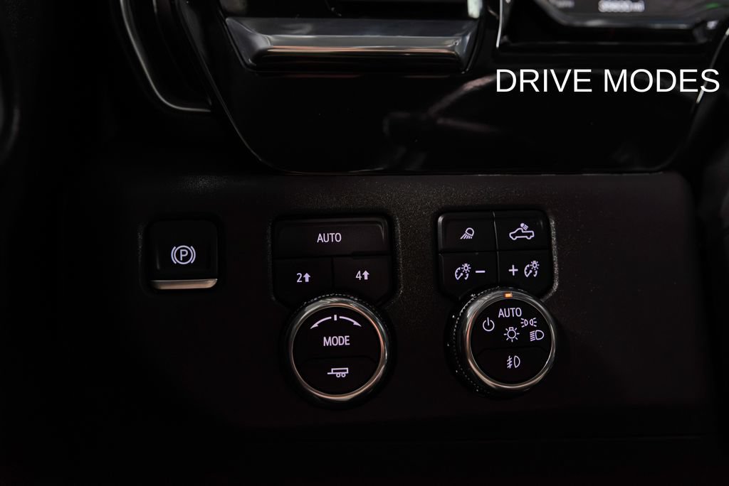 Used 2025 GMC Sierra 1500 SLT AWD/4WD image 22