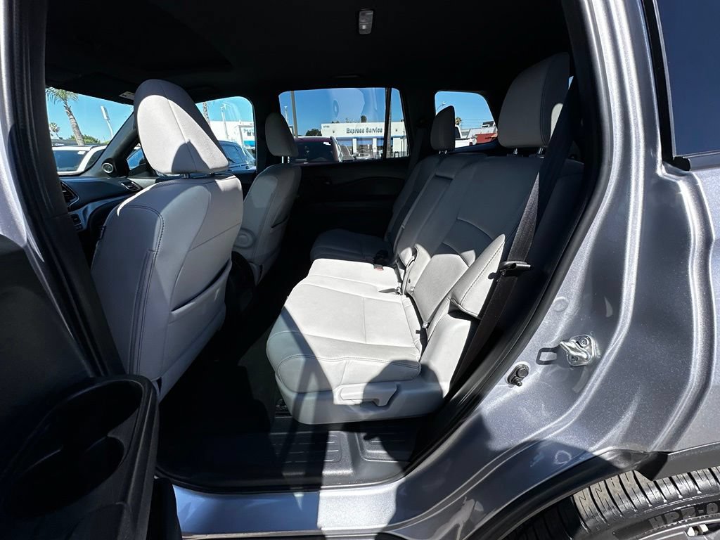 Used 2023 Honda Passport EX-L image 18