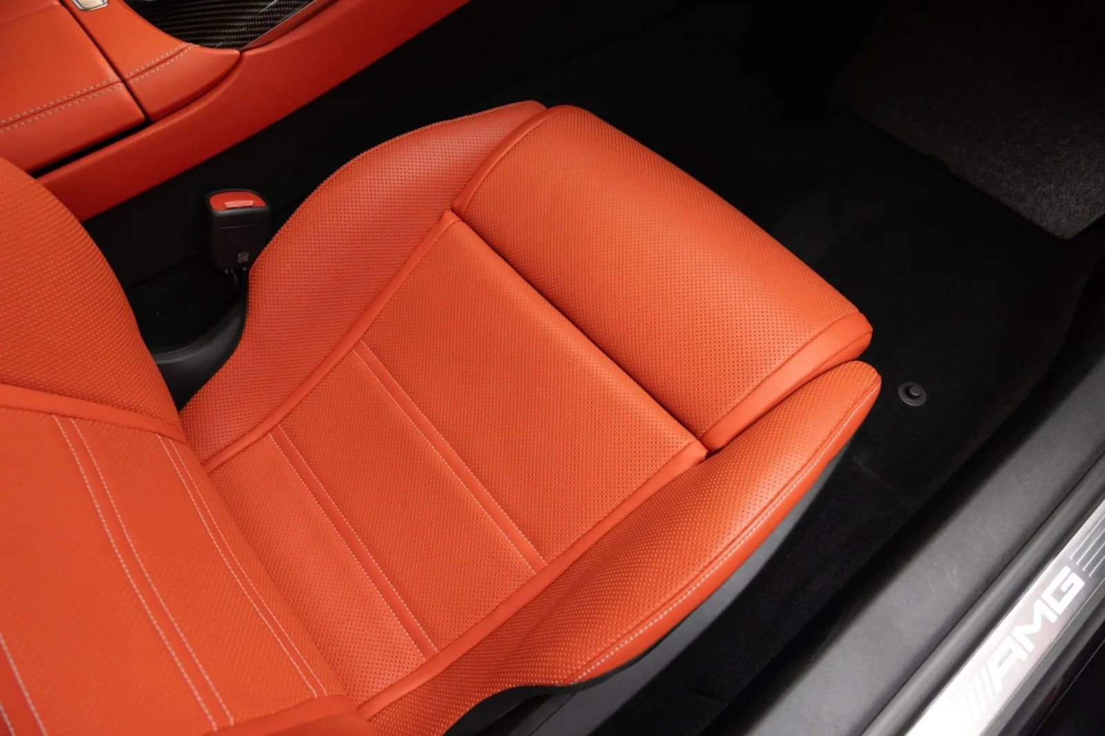 Used 2022 Mercedes-Benz SL 55 AMG 4MATIC image 32