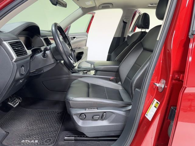 Used 2023 Volkswagen Atlas SEL R-Line image 16