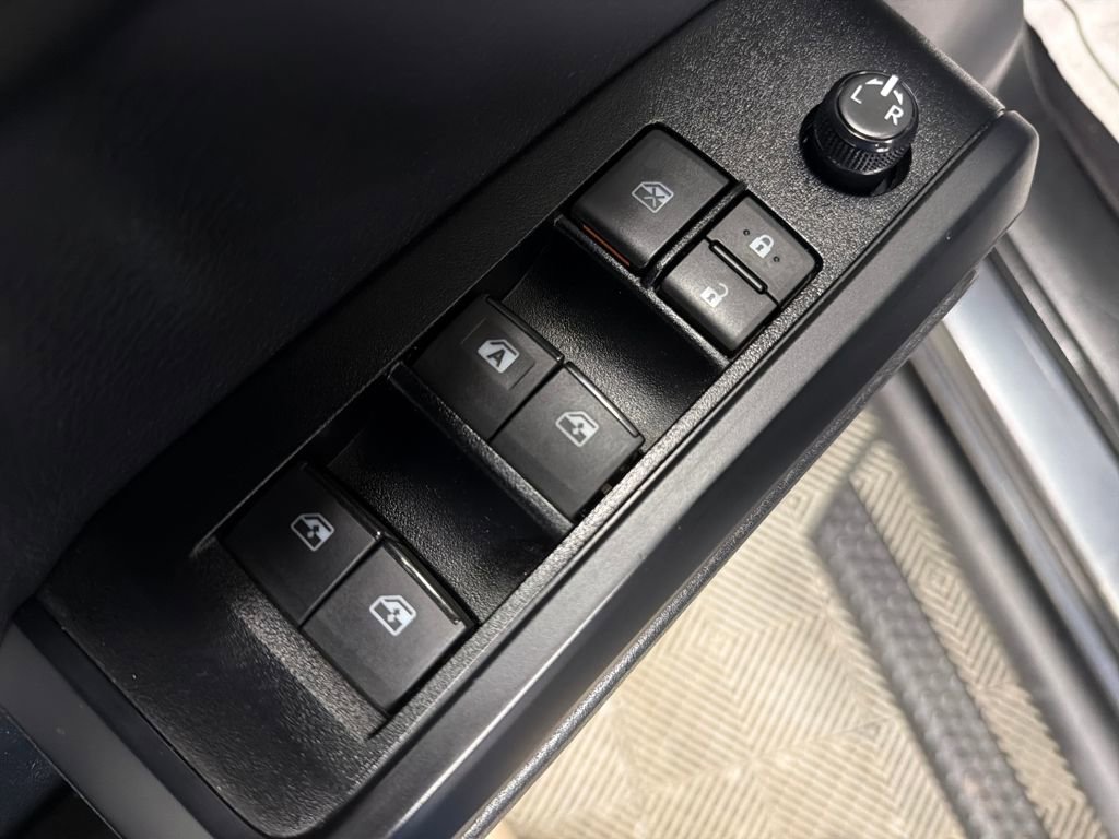 Used 2023 Toyota Tacoma SR image 16