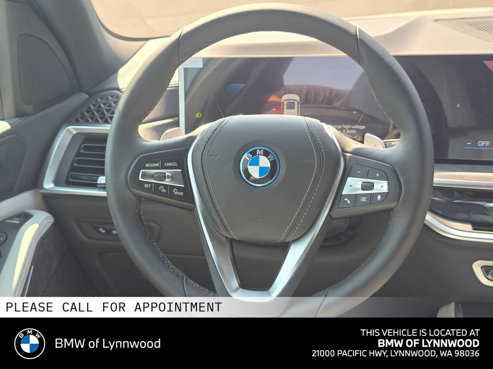 New 2026 BMW X5 xDrive50e w/ Parking Assistance Package AWD/4WD image 18