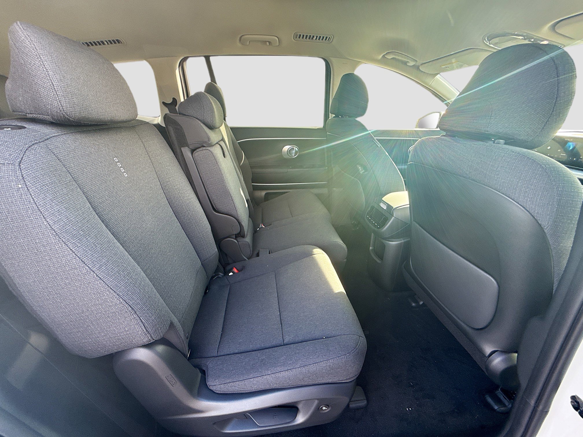 New 2026 Hyundai Ioniq 9 SE image 21