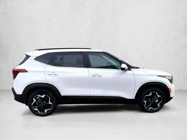 Used 2024 Kia Seltos EX FWD image 5