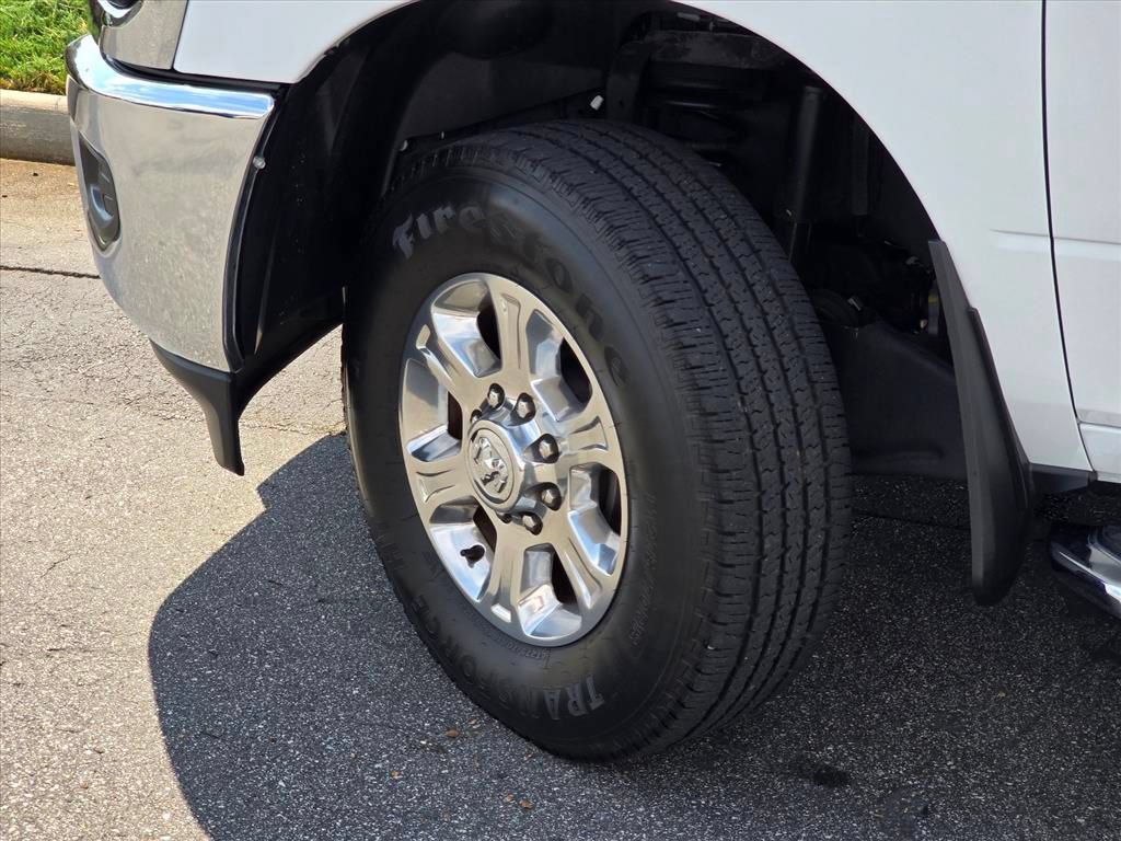 Used 2024 RAM 2500 Big Horn w/ Heated Seats & Wheel Group AWD/4WD image 25