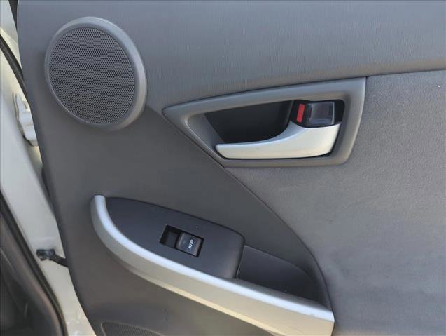 Used 2010 Toyota Prius Three image 23