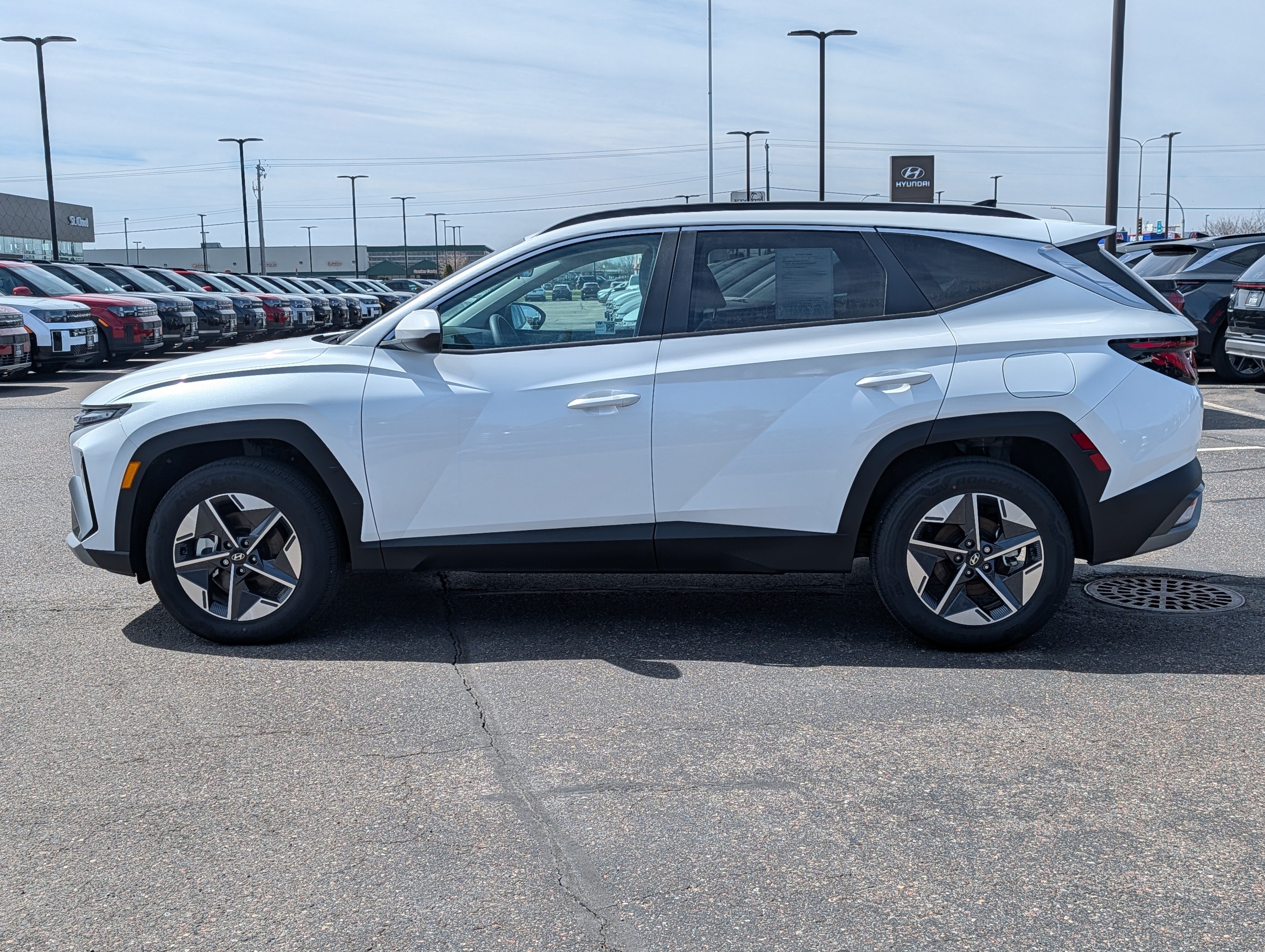 Used 2025 Hyundai Tucson SEL AWD/4WD image 2
