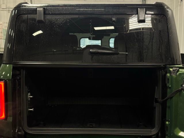 Used 2025 Ford Bronco Badlands image 10