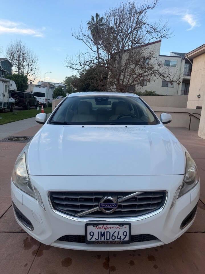 Used 2012 Volvo S60 T5 image 3