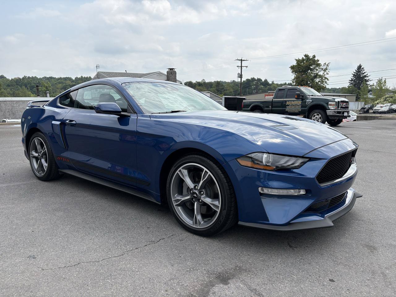 Used 2023 Ford Mustang GT Premium w/ Equipment Group 401A RWD image 7
