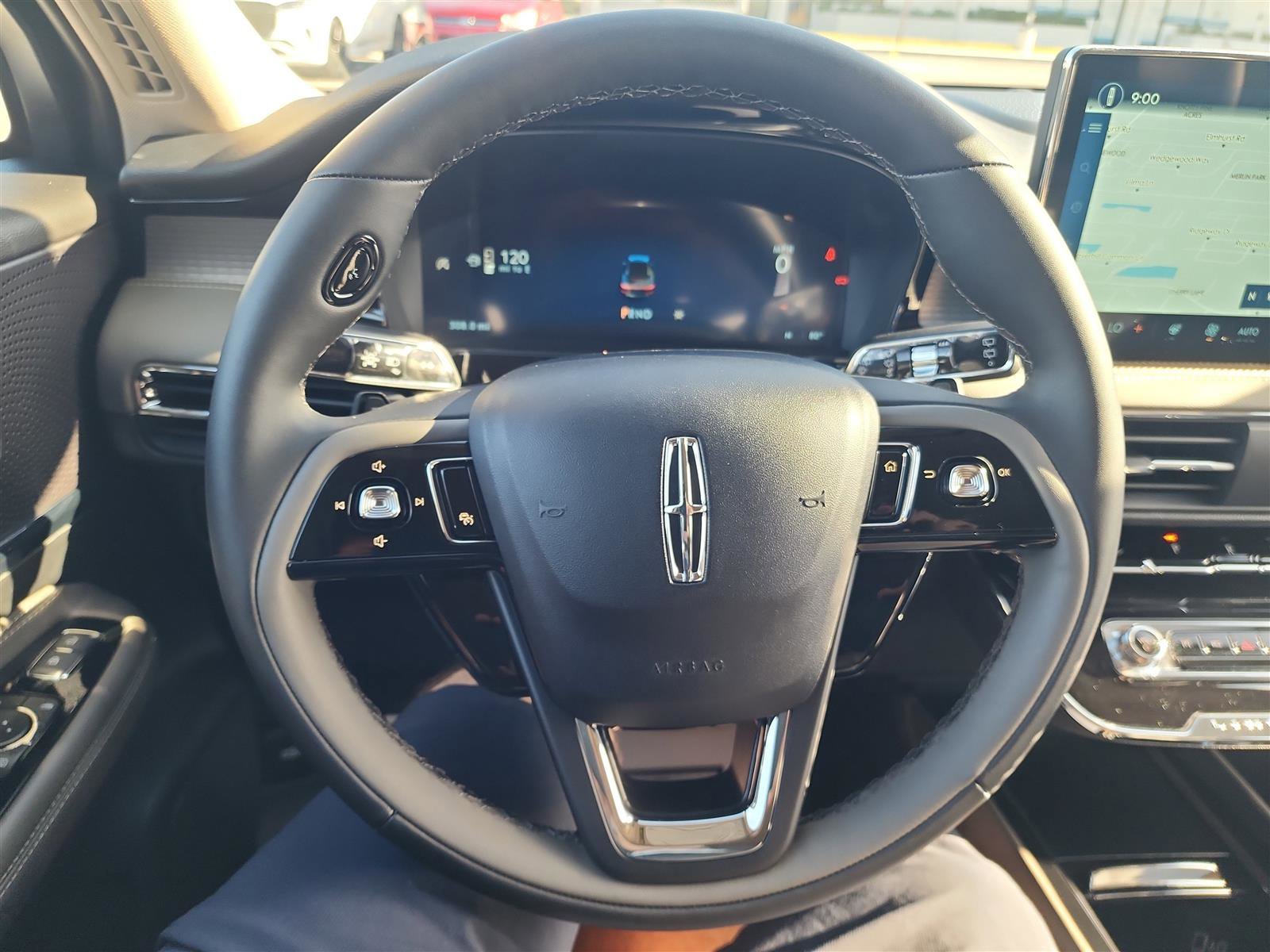 New 2025 Lincoln Corsair Premiere w/ Equipment Group 101A image 27