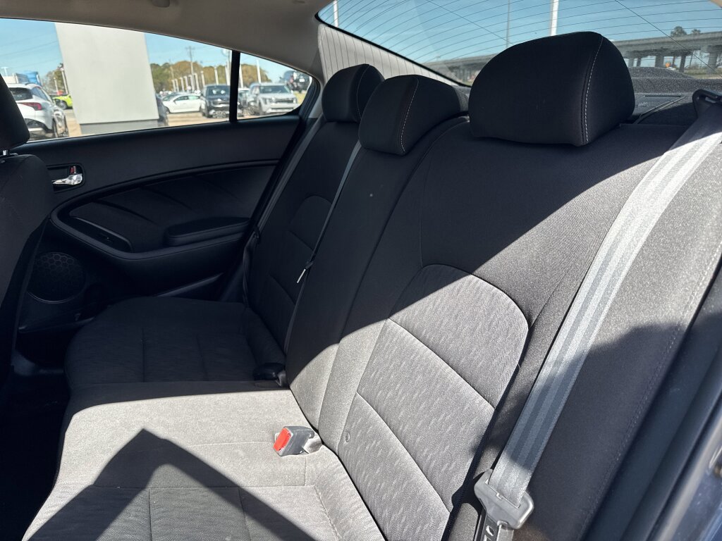 Used 2016 Kia Forte LX image 24