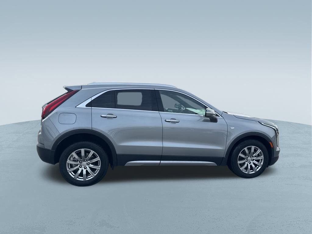 Used 2023 Cadillac XT4 Premium Luxury image 9