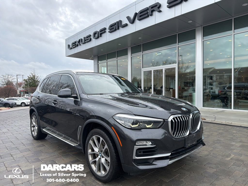 Used 2020 BMW X5 xDrive40i w/ Premium Package image 1