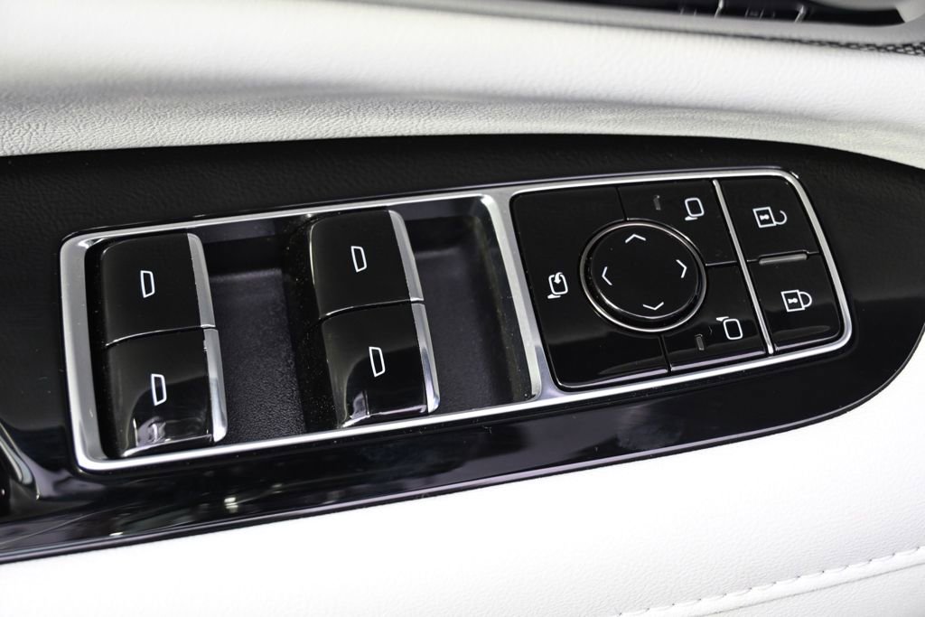 New 2026 Cadillac Optiq Luxury 2 AWD/4WD image 23