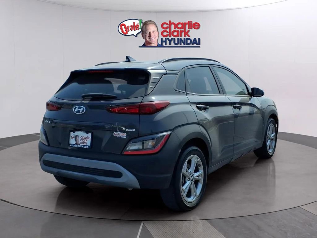 Used 2023 Hyundai Kona SEL w/ Convenience Package image 5