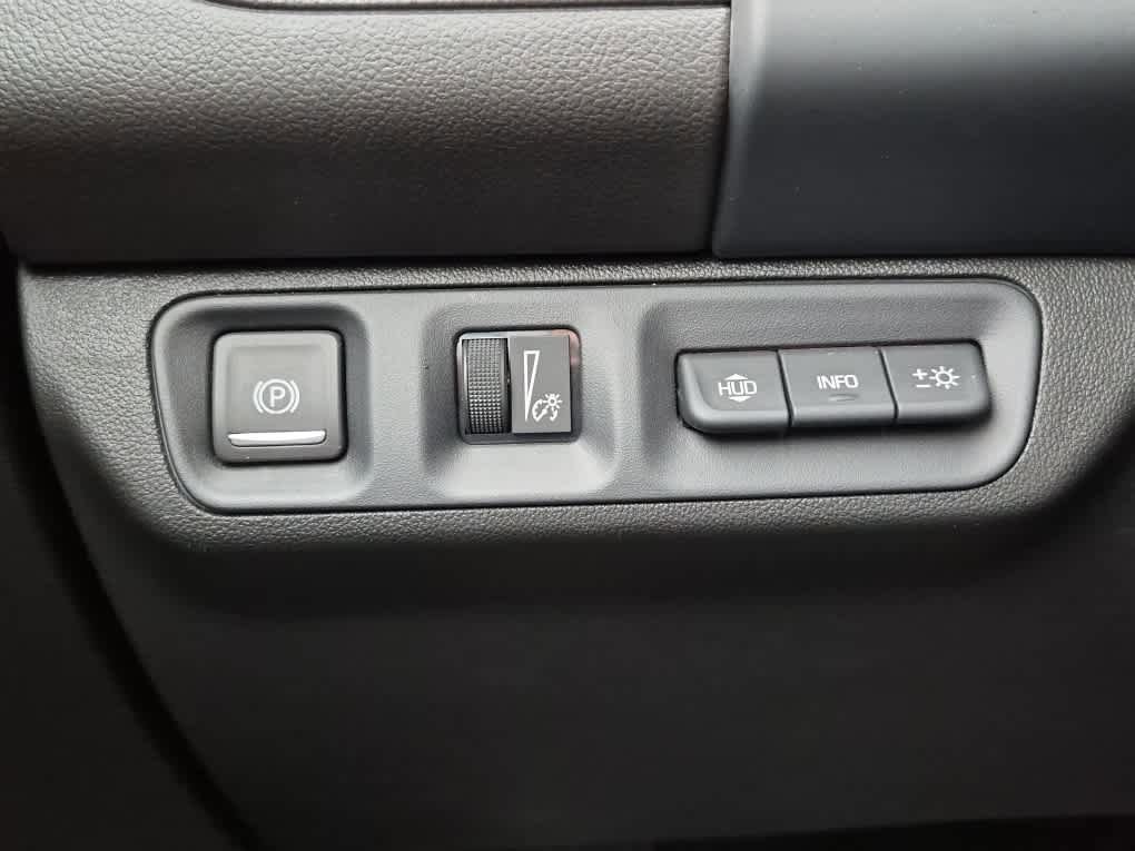 Used 2023 GMC Acadia Denali w/ Denali Ultimate Package AWD/4WD image 21